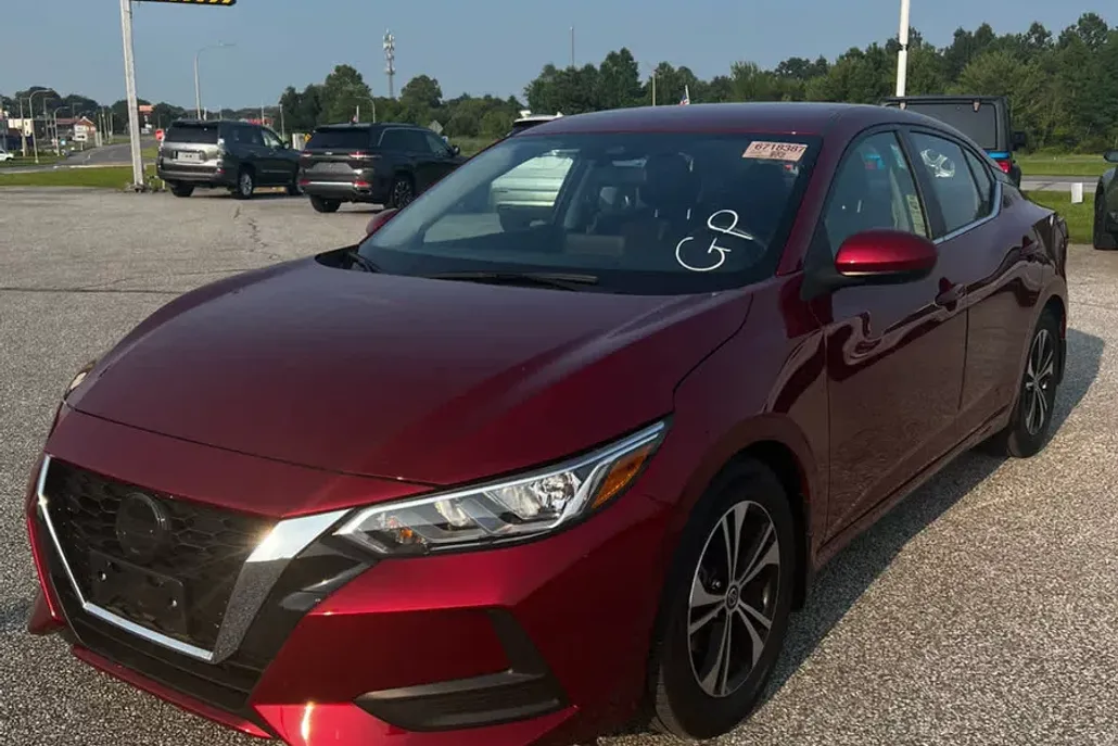 2023 Nissan Sentra SV photo 1