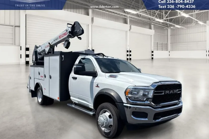2024 Ram 5500 Tradesman photo 1