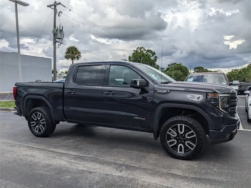 2024 Gmc Sierra 1500 AT4 photo 1