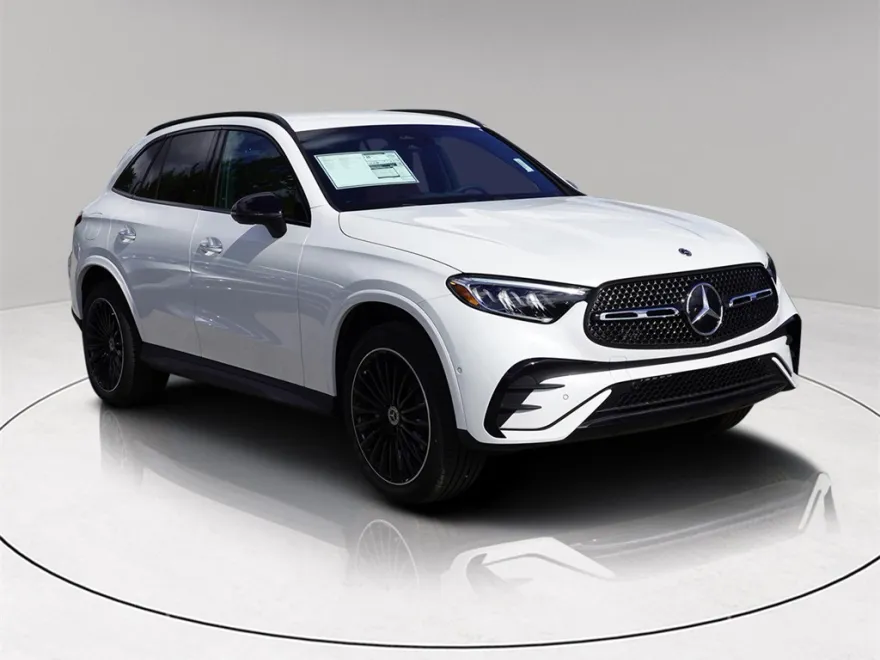 2025 Mercedes Benz GLC 300 4MATIC photo 1
