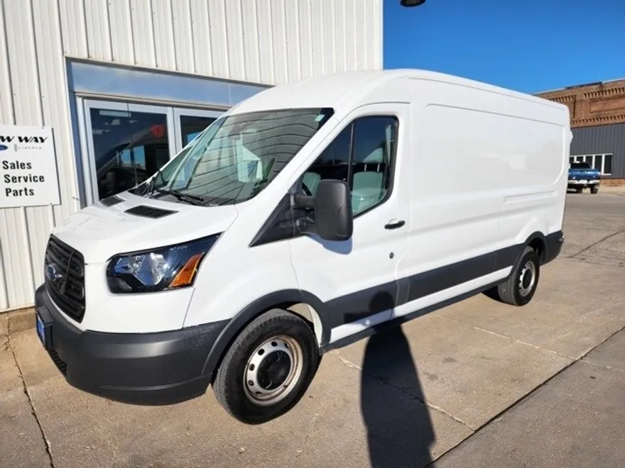 2015 Ford Transit photo 1