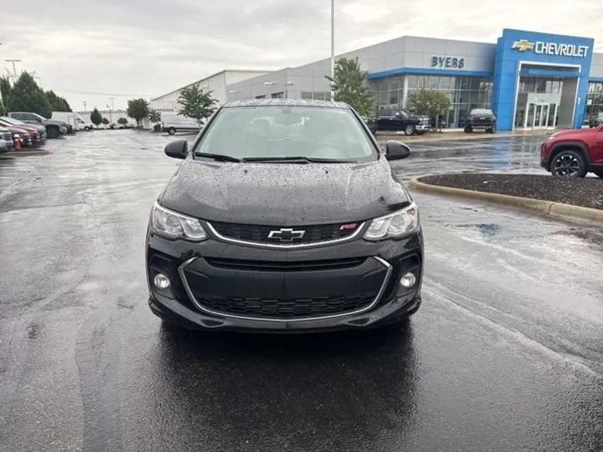 2019 Chevrolet Sonic LT photo 1