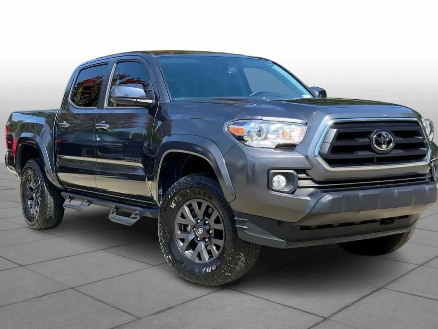 2023 Toyota Tacoma SR5 Double Cab V6 photo 1