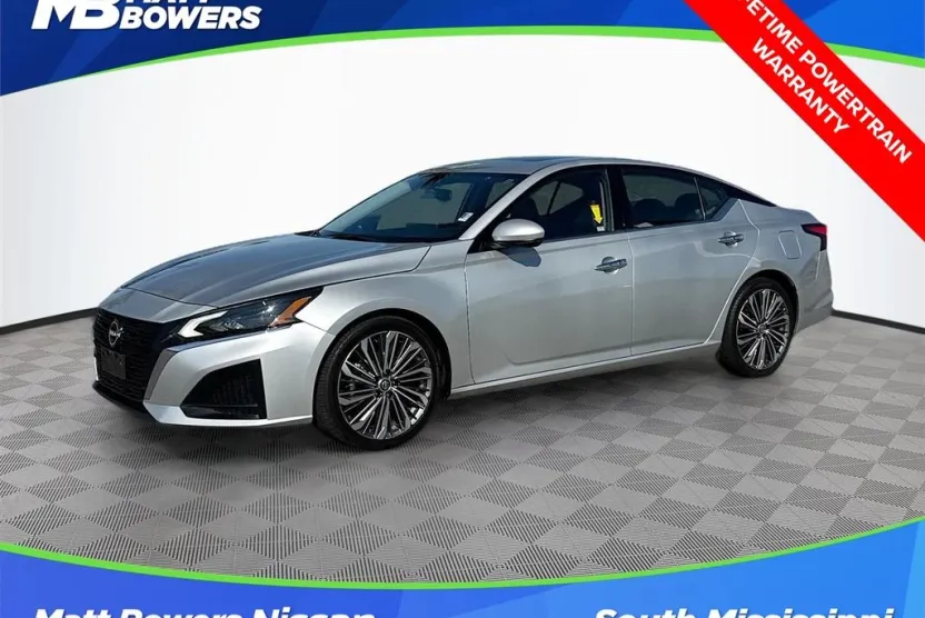 2023 Nissan Altima 2.5 SL photo 1