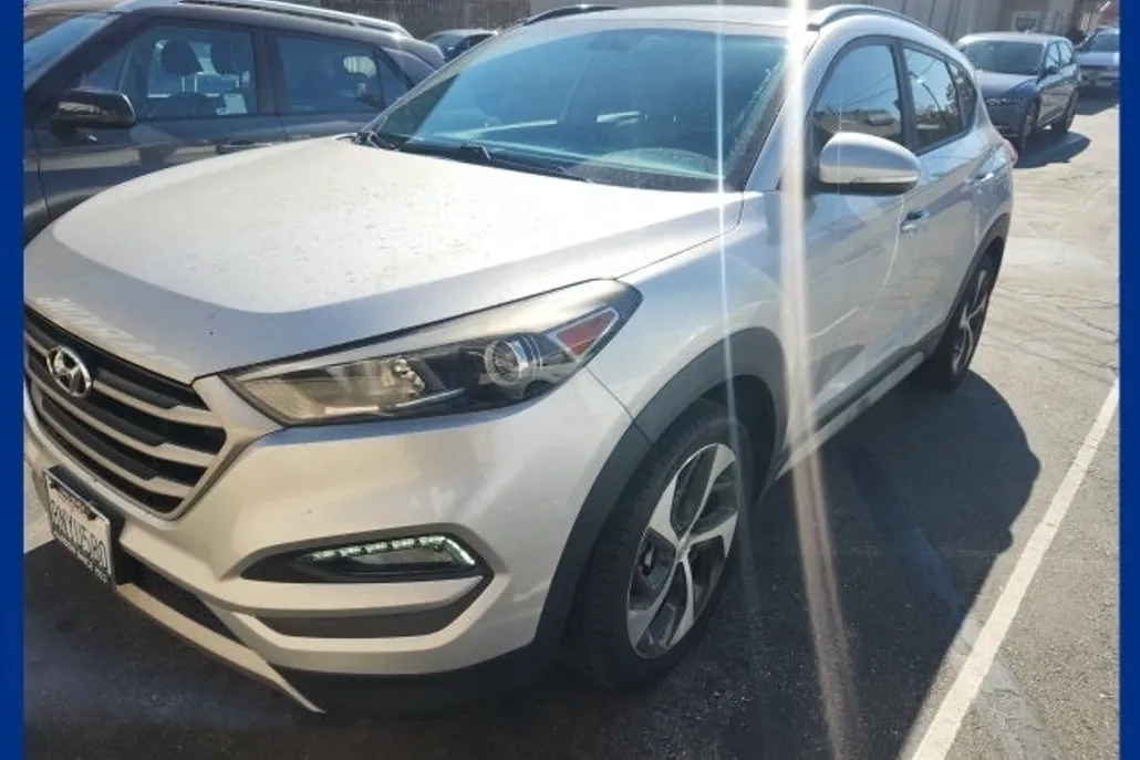 2017 Hyundai Tucson Value photo 1