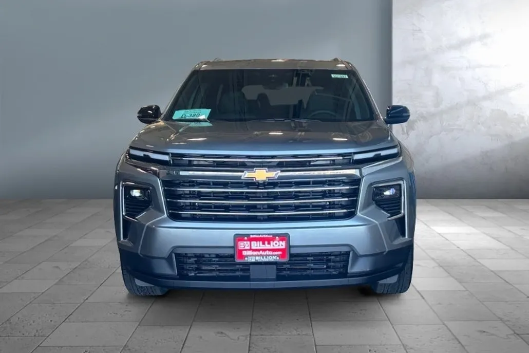 2026 Chevrolet Traverse photo 1