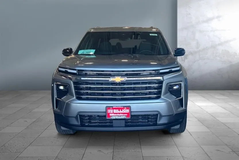 2026 Chevrolet Traverse photo 1