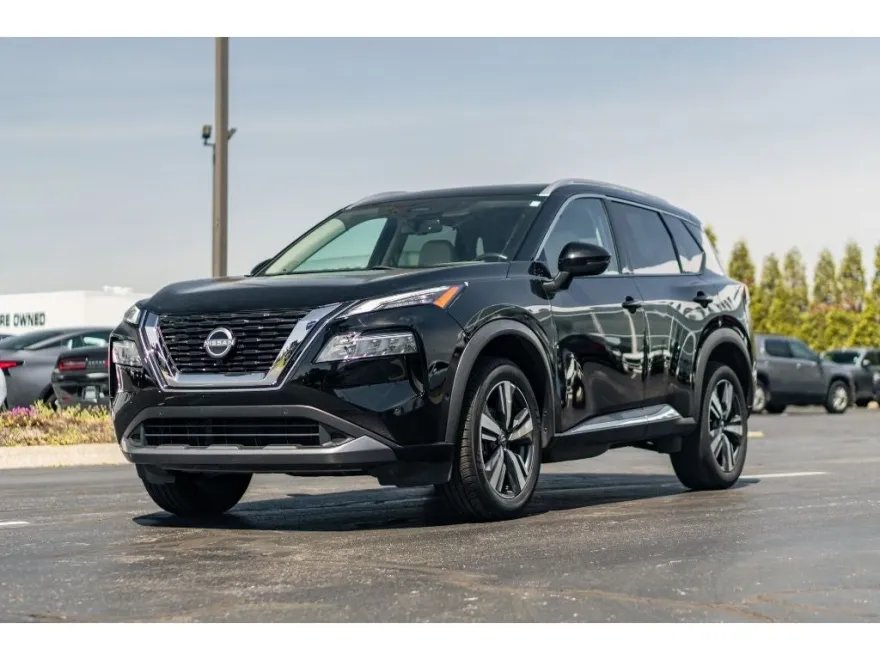 2023 Nissan Rogue SL photo 1