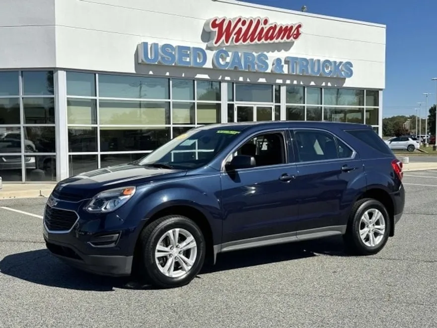 2016 Chevrolet Equinox L photo 1