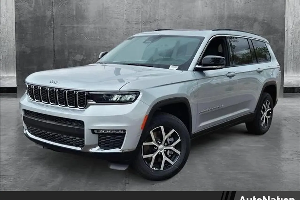 2025 Jeep Grand Cherokee L photo 1
