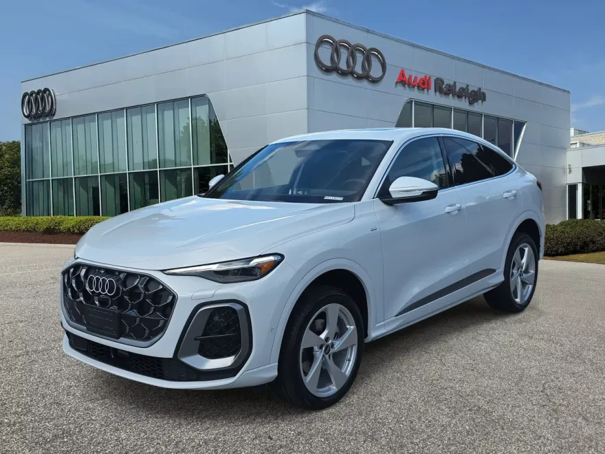 2025 Audi Q5 Sportback 2.0T Premium Plus photo 1