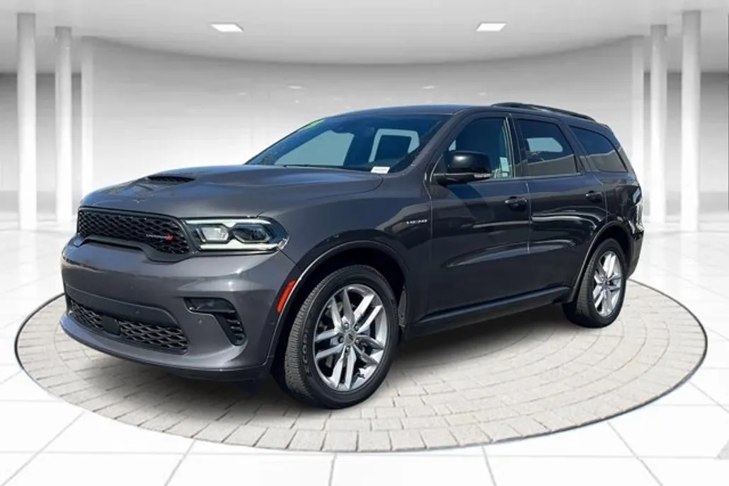 2023 Dodge Durango GT Plus photo 1