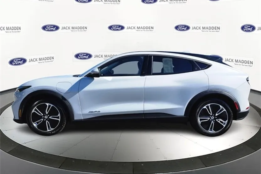 2022 Ford Mustang Mach-E Select photo 1