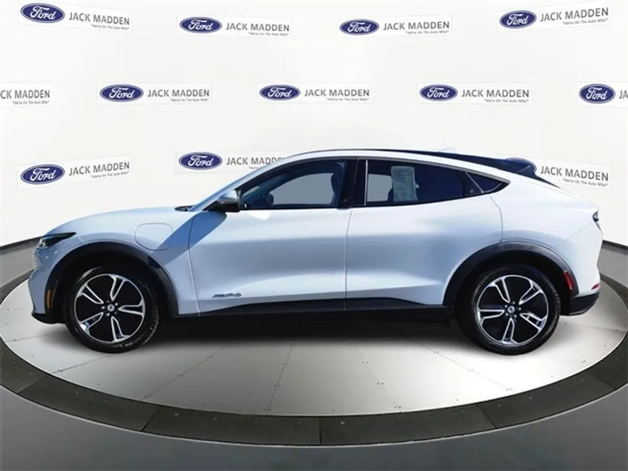 2022 Ford Mustang Mach-E Select photo 1