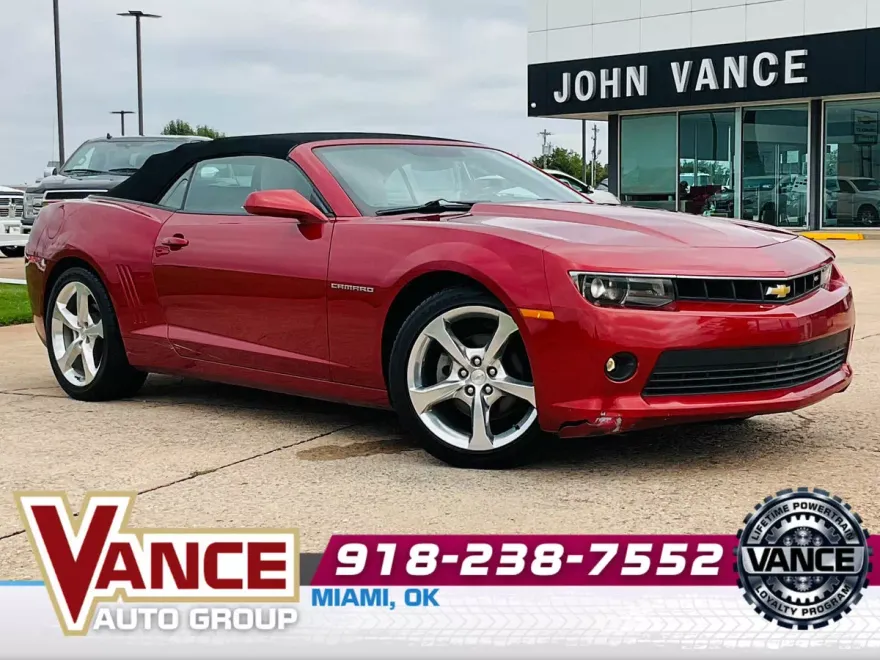 2015 Chevrolet Camaro 2LT photo 1