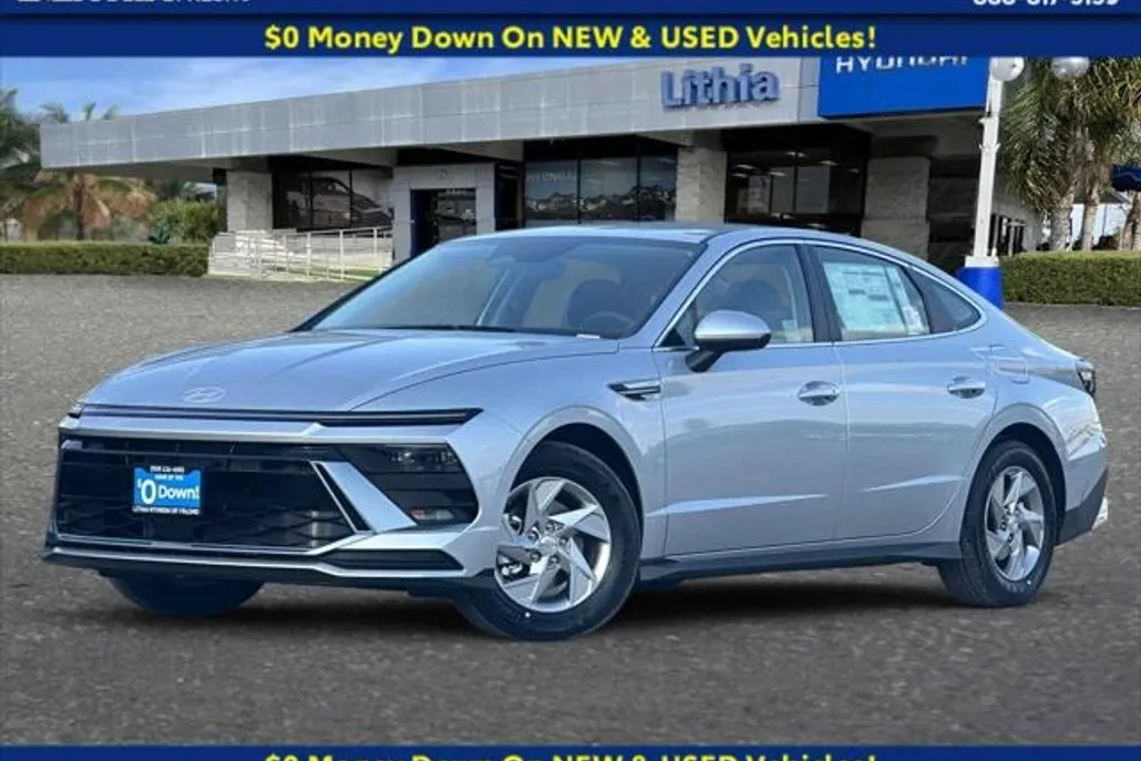 2025 Hyundai Sonata SE photo 1