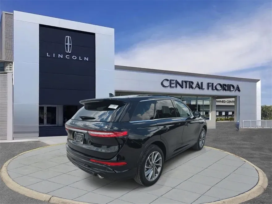 2025 Lincoln Corsair Grand Touring photo 1