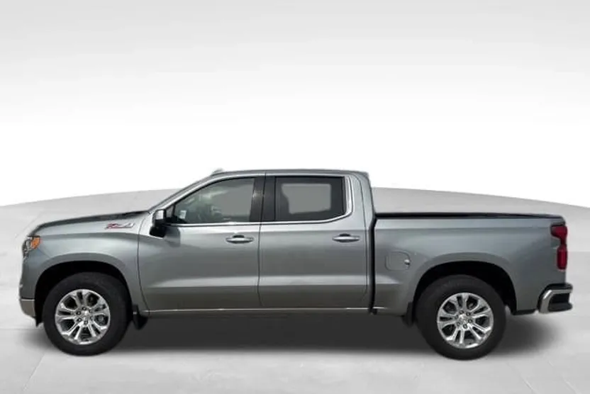 2023 Chevrolet Silverado 1500 LTZ photo 1