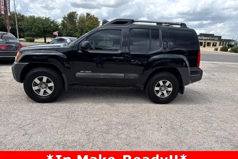 2010 Nissan Xterra Off-Road photo 1
