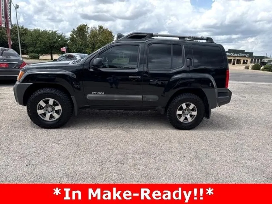 2010 Nissan Xterra Off-Road photo 1