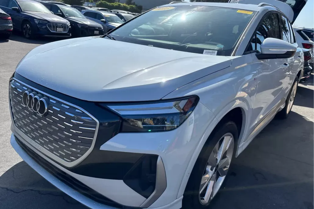 2023 Audi Q4 E-tron Premium Plus 50 photo 1