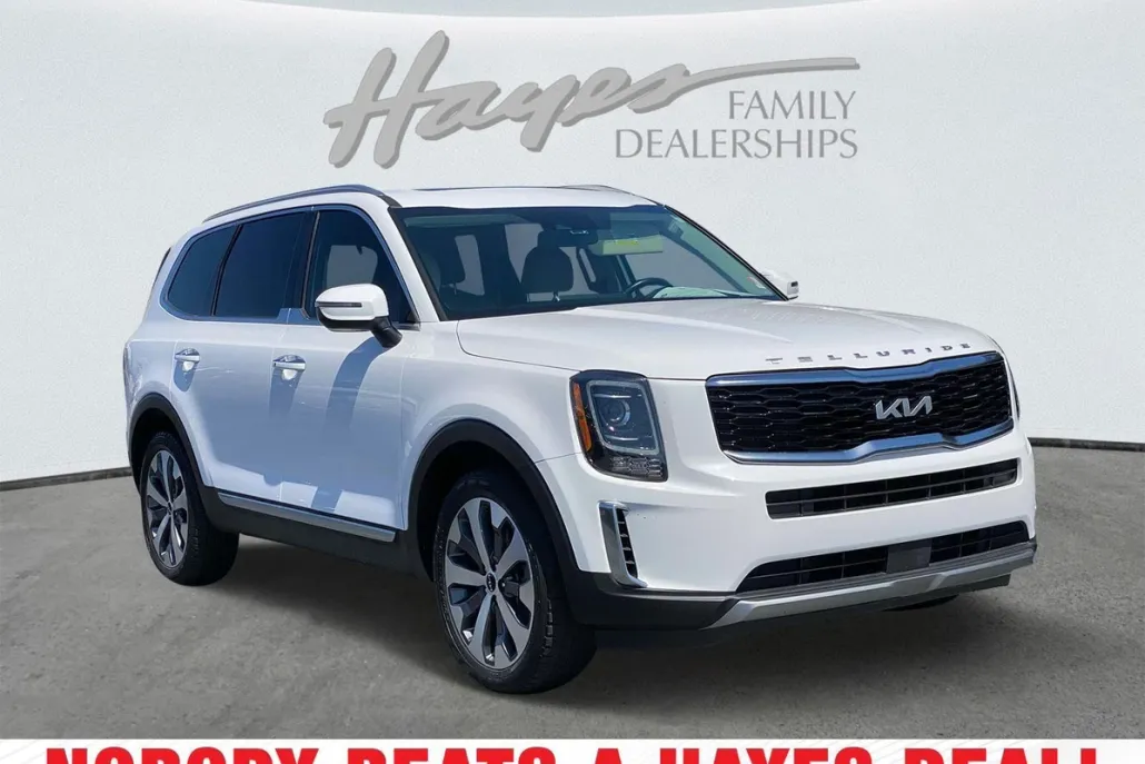 2022 Kia Telluride S photo 1