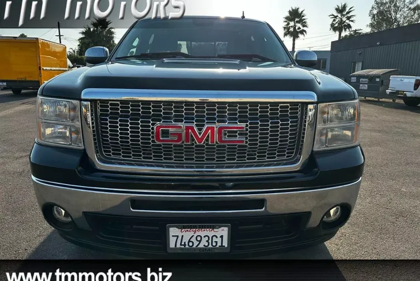 2012 Gmc Sierra 1500 SLE photo 1