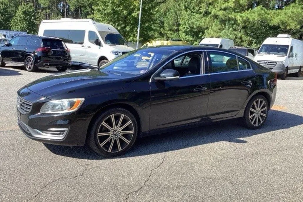2018 Volvo S60 Inscription T5 photo 1