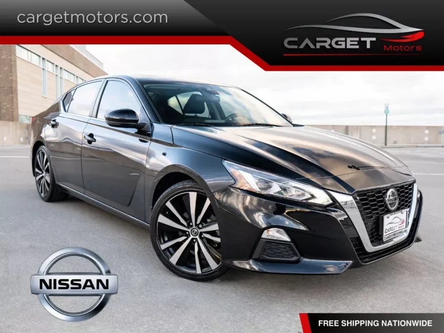 2022 Nissan Altima SR photo 1