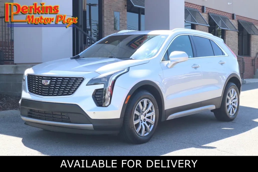2020 Cadillac XT4 Premium Luxury photo 1
