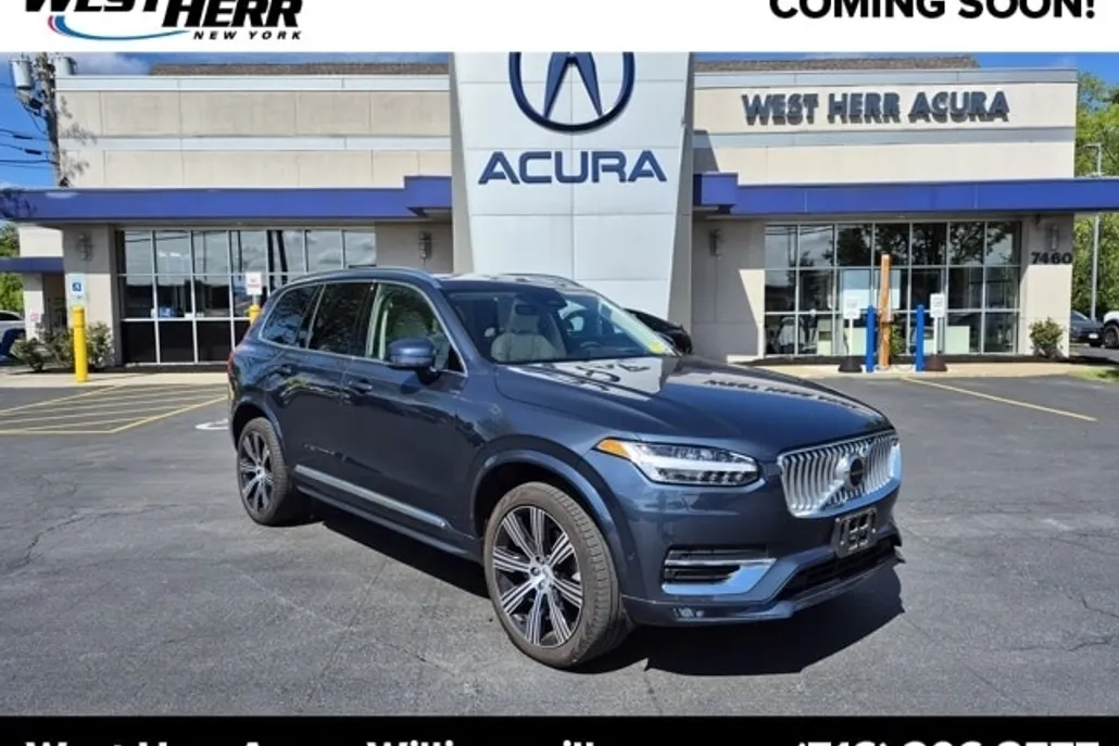 2023 Volvo XC90 AWD Ultimate photo 1