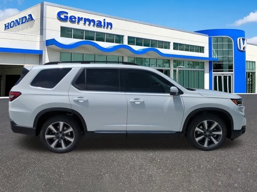 2025 Honda Pilot Elite photo 1