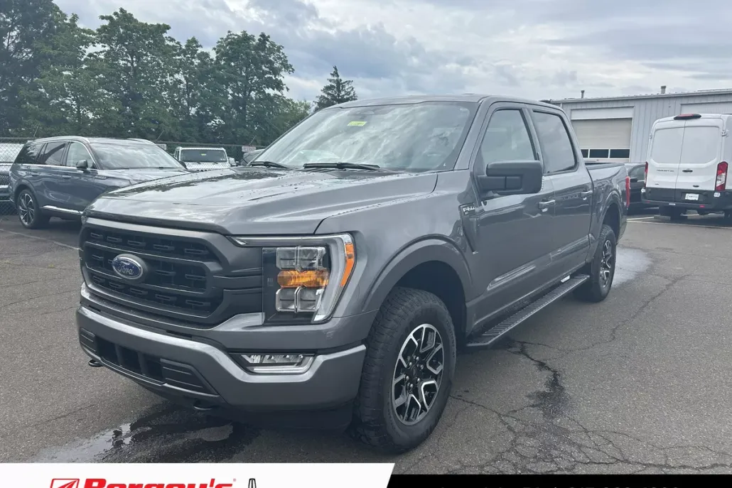 2023 Ford F-150 XLT photo 1