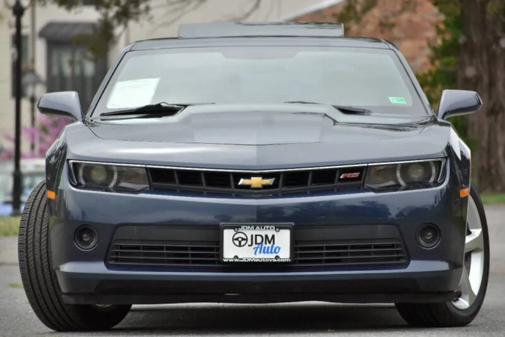 2015 Chevrolet Camaro Coupe 2LT photo 1