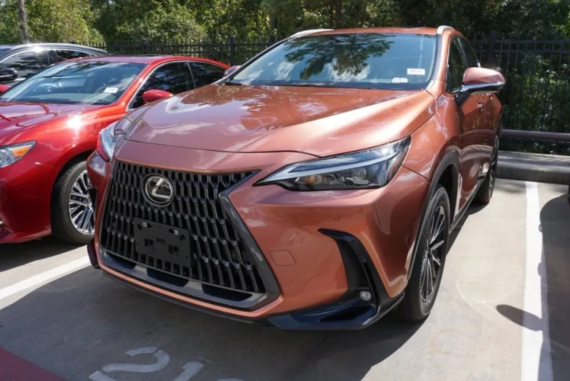 2025 Lexus NX Premium photo 1