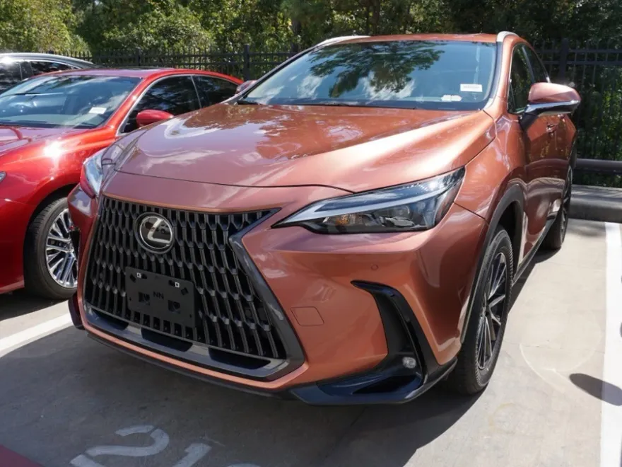 2025 Lexus NX Premium photo 1