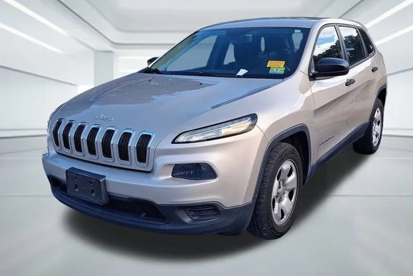 2015 Jeep Cherokee Sport photo 1