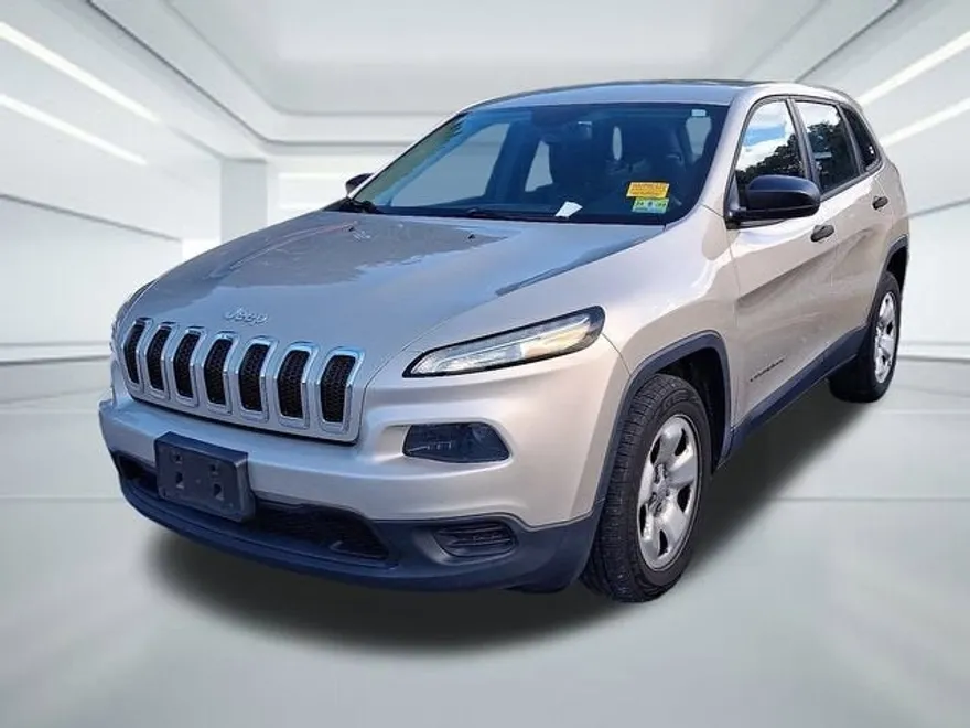 2015 Jeep Cherokee Sport photo 1