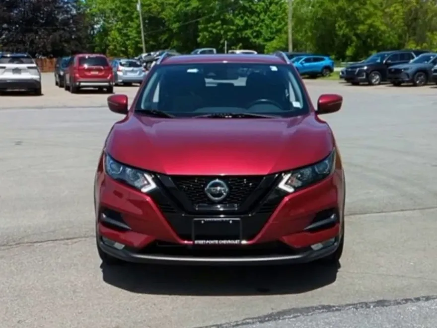 2021 Nissan Rogue Sport SV photo 1