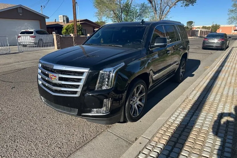 2016 Cadillac Escalade Premium photo 1