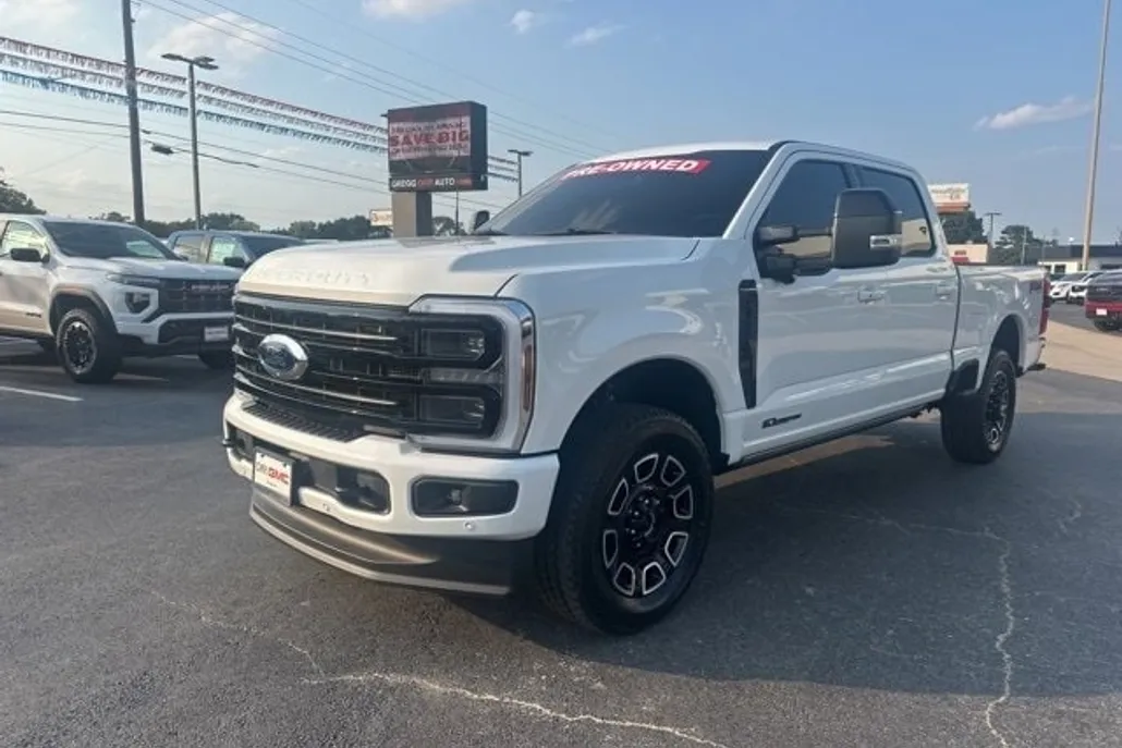 2025 Ford F-250 XL photo 1