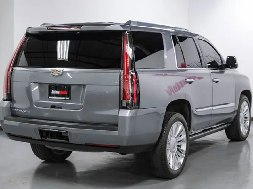 2020 Cadillac Escalade Platinum photo 6