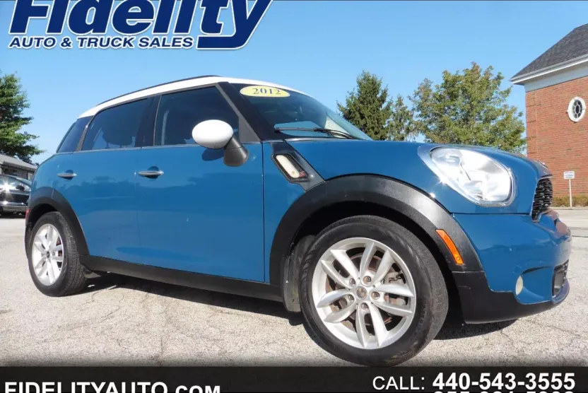 2012 Mini Countryman S photo 1