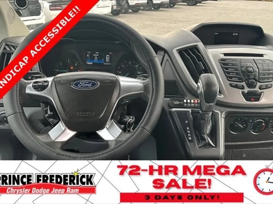 2018 Ford Transit Passenger XLT photo 1