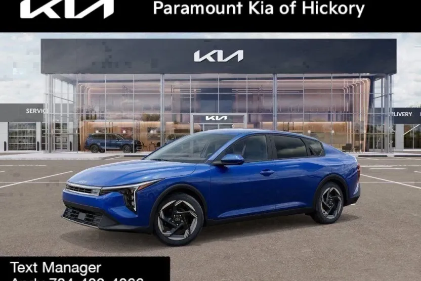 2025 Kia K4 EX photo 1