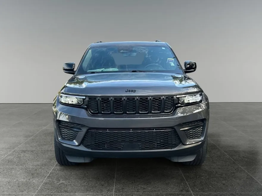 2023 Jeep Grand Cherokee Altitude X photo 1