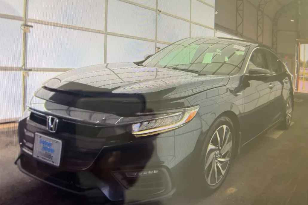 2021 Honda Insight Touring photo 1