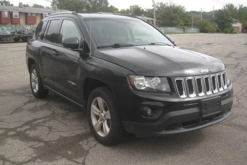 2016 Jeep Compass Sport photo 1