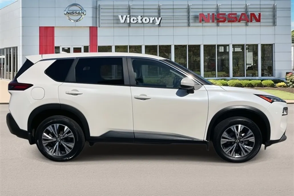 2023 Nissan Rogue SV photo 1