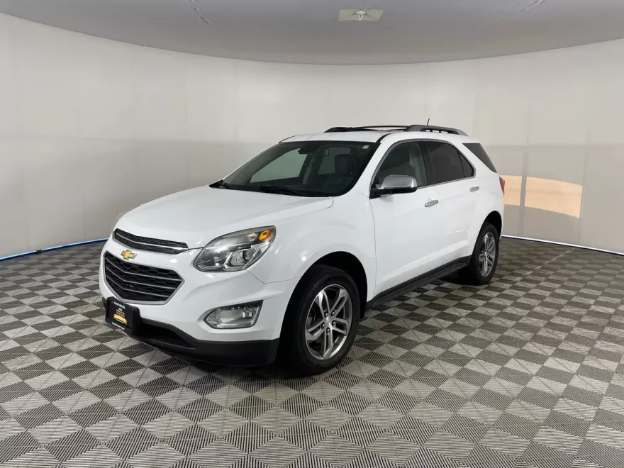 2016 Chevrolet Equinox LTZ photo 1
